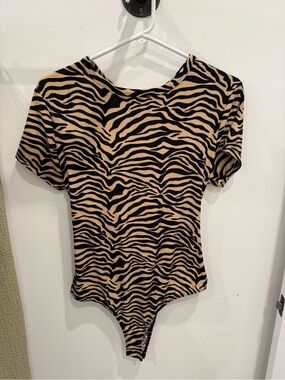 Rue21 Beige and Black Zebra Print Short Sleeve Bodysuit